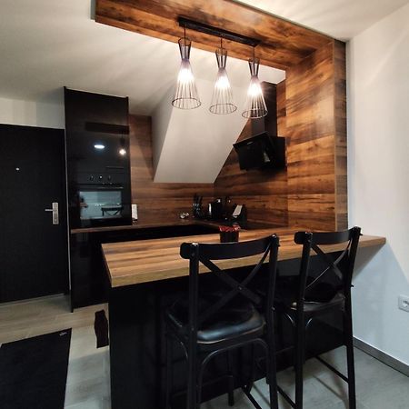 Ferienwohnung Oniks Lipik Exterior foto